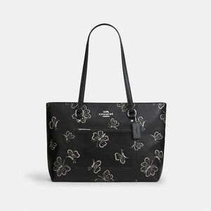 NWT Coach Station Tote Bag
With Butterfly Print Black CCK87 with a free scarf
